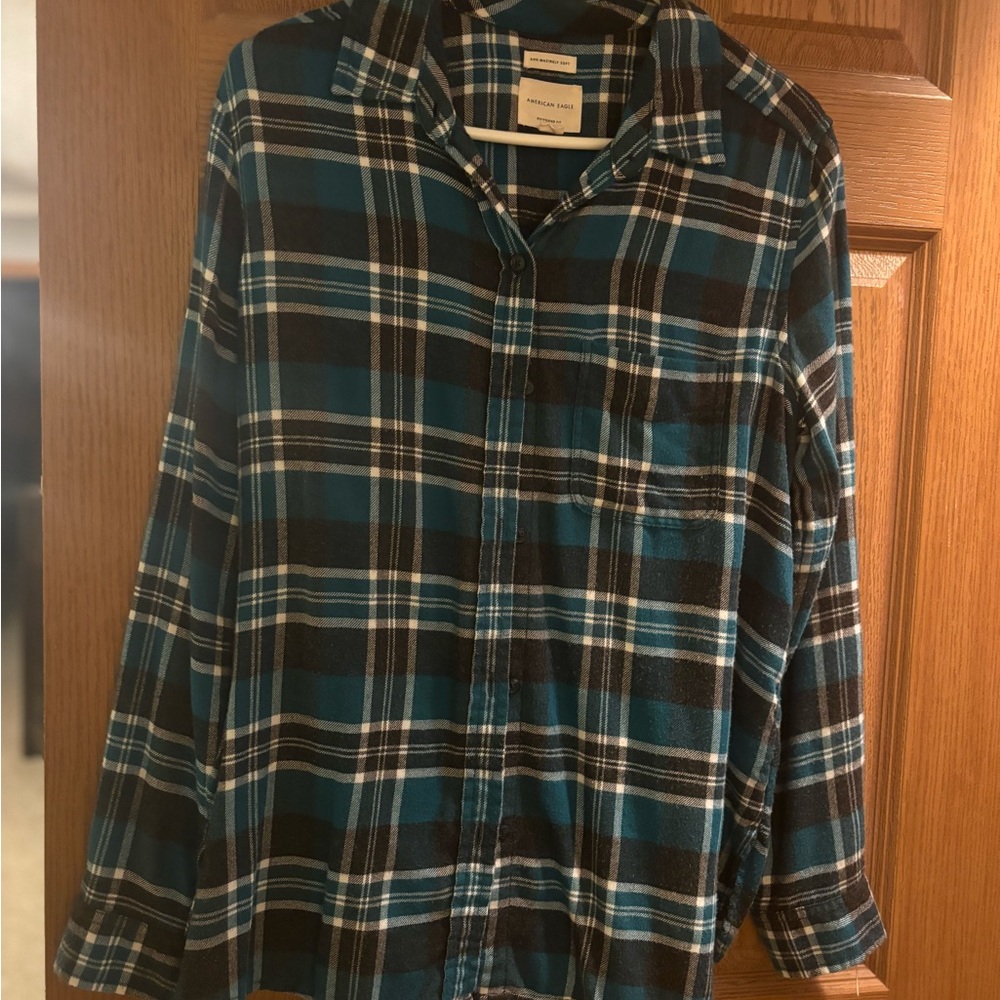 American Eagle super soft flannel. Size medium.